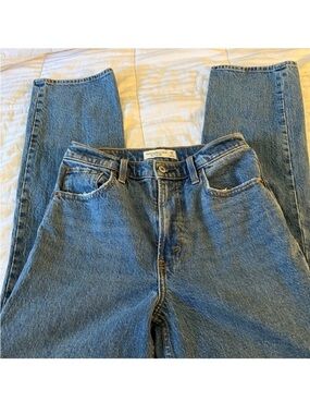 Abercrombie & Fitch Classic Denim Straight Jeans